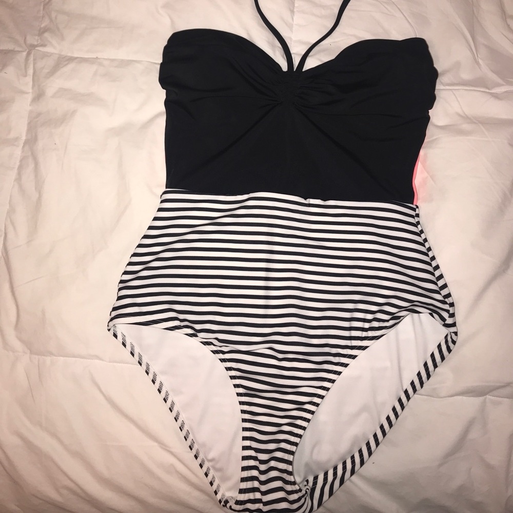 NWT Victoria’s Secret Halter One Piece